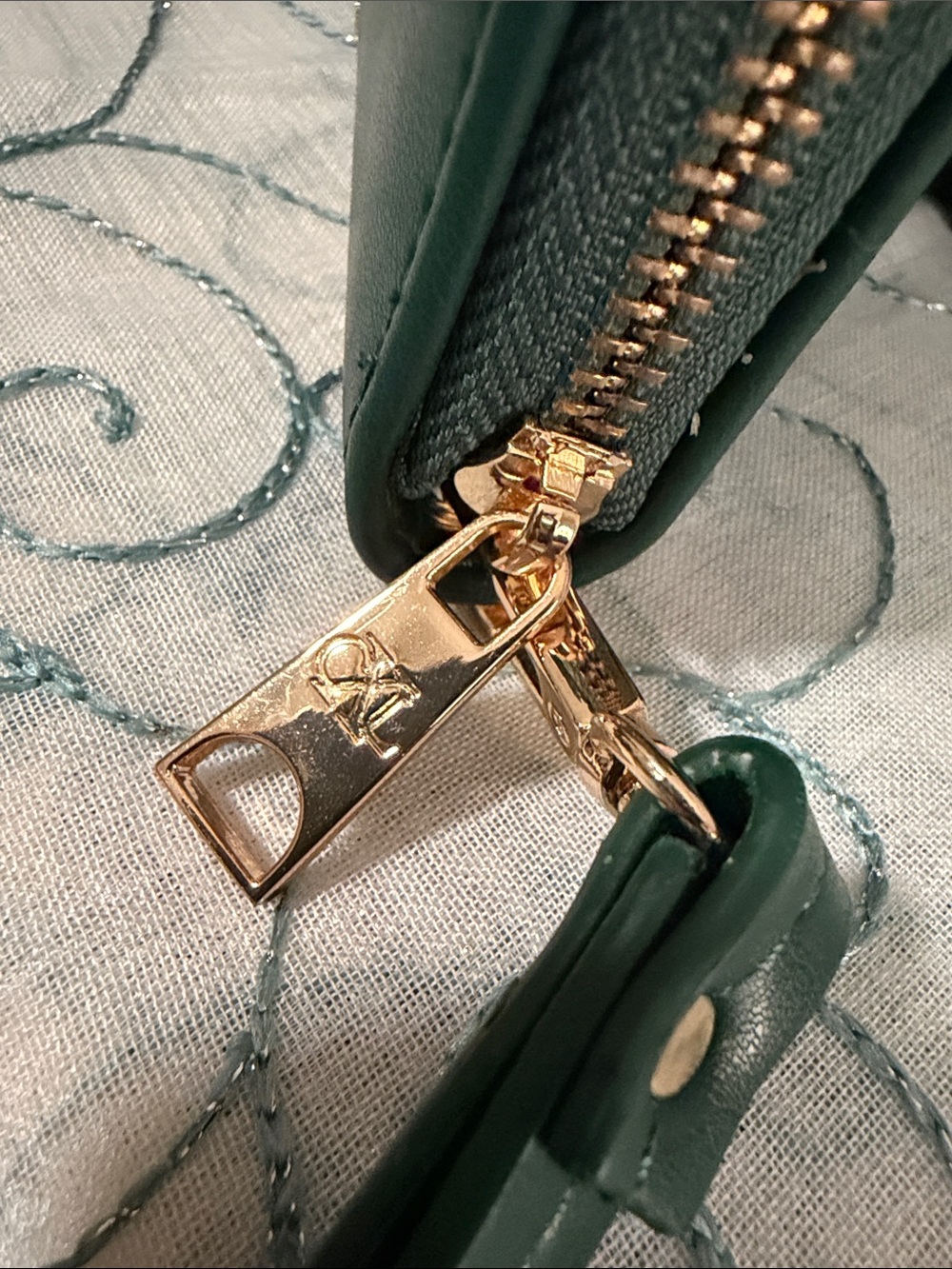 Christian Lacroix Dark Green Zip-Around Wristlet with Gold Logo - Picture 2 of 7